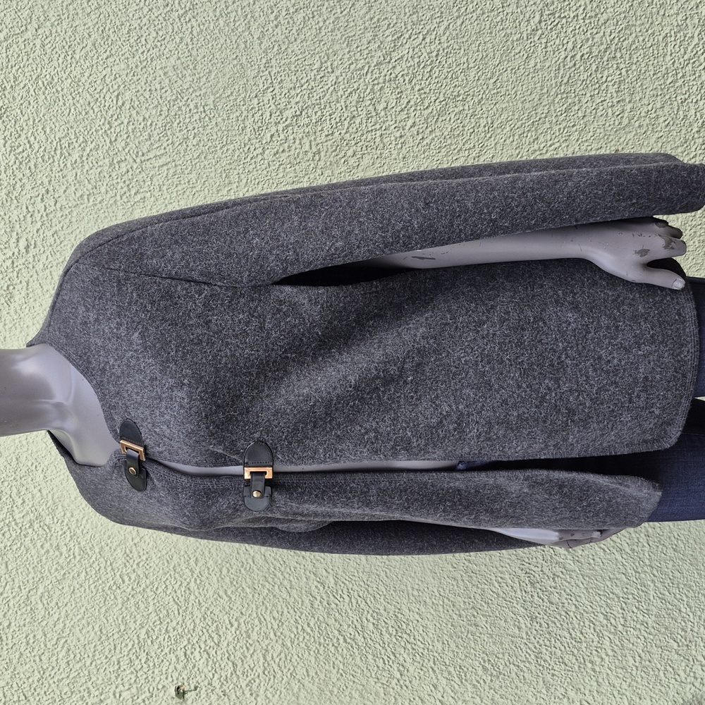 Moda Gray Women's Cardigan poncho cape with Buckle Detail - Picture 4 of 11